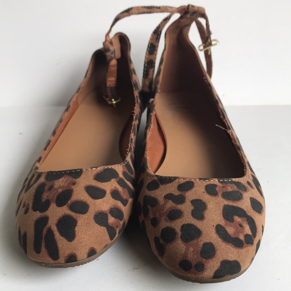 Gap Leopard Farbric Ankle Strap Ballet Flats 8 NEW - Picture 2 of 8